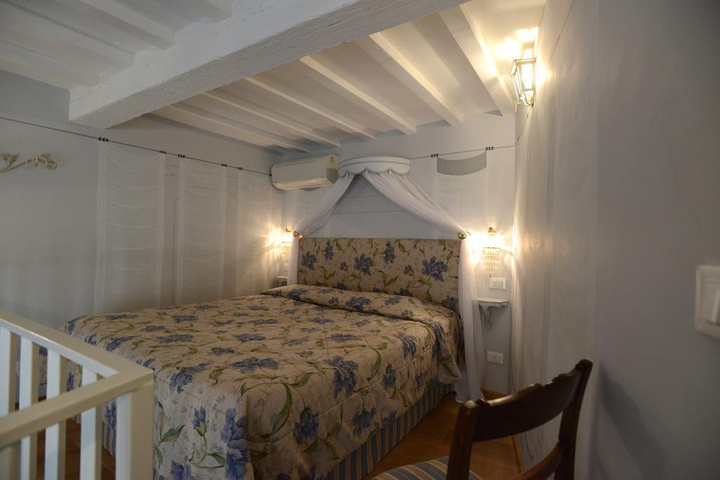 Corte Dei Neri Firenze Rom bilde